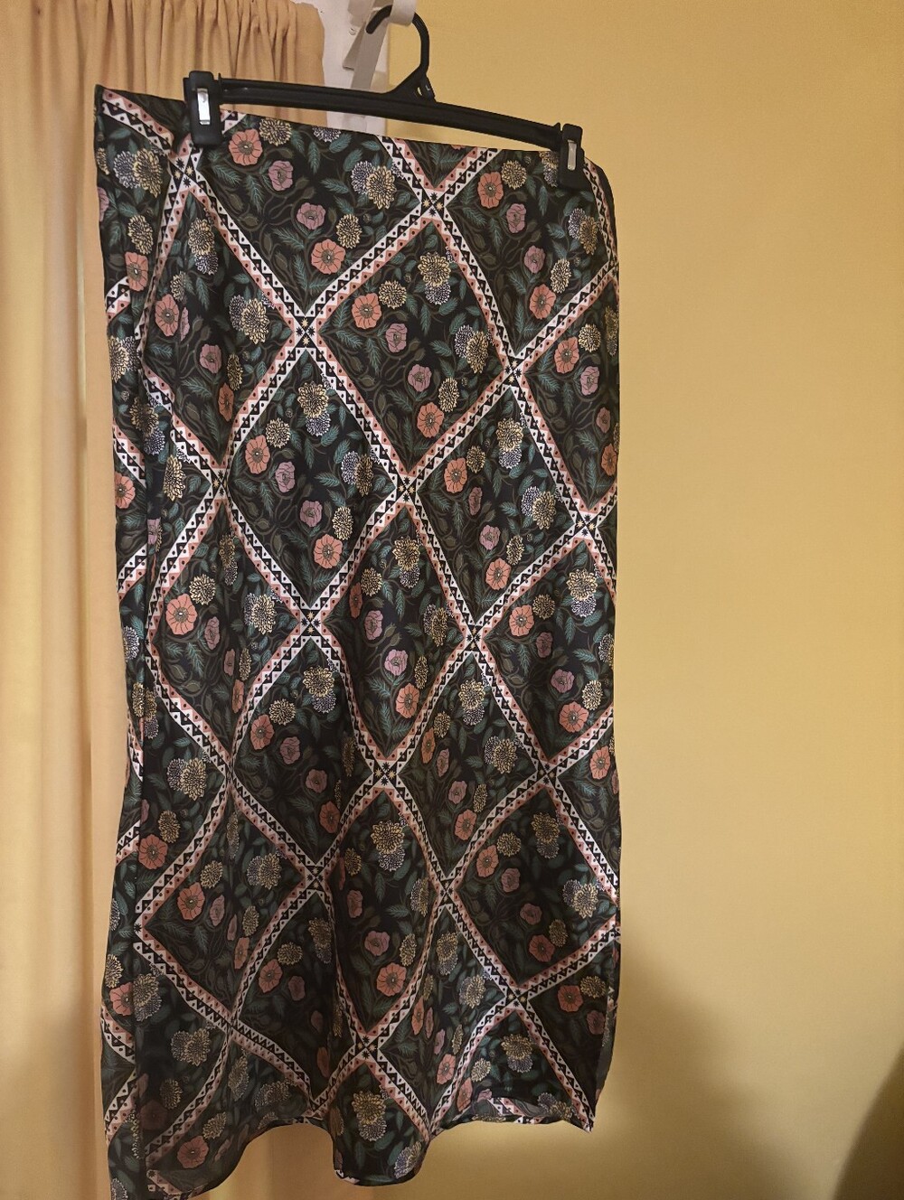 Floral Pattern Black Maxi Skirt - Elegant Women's Skirt
